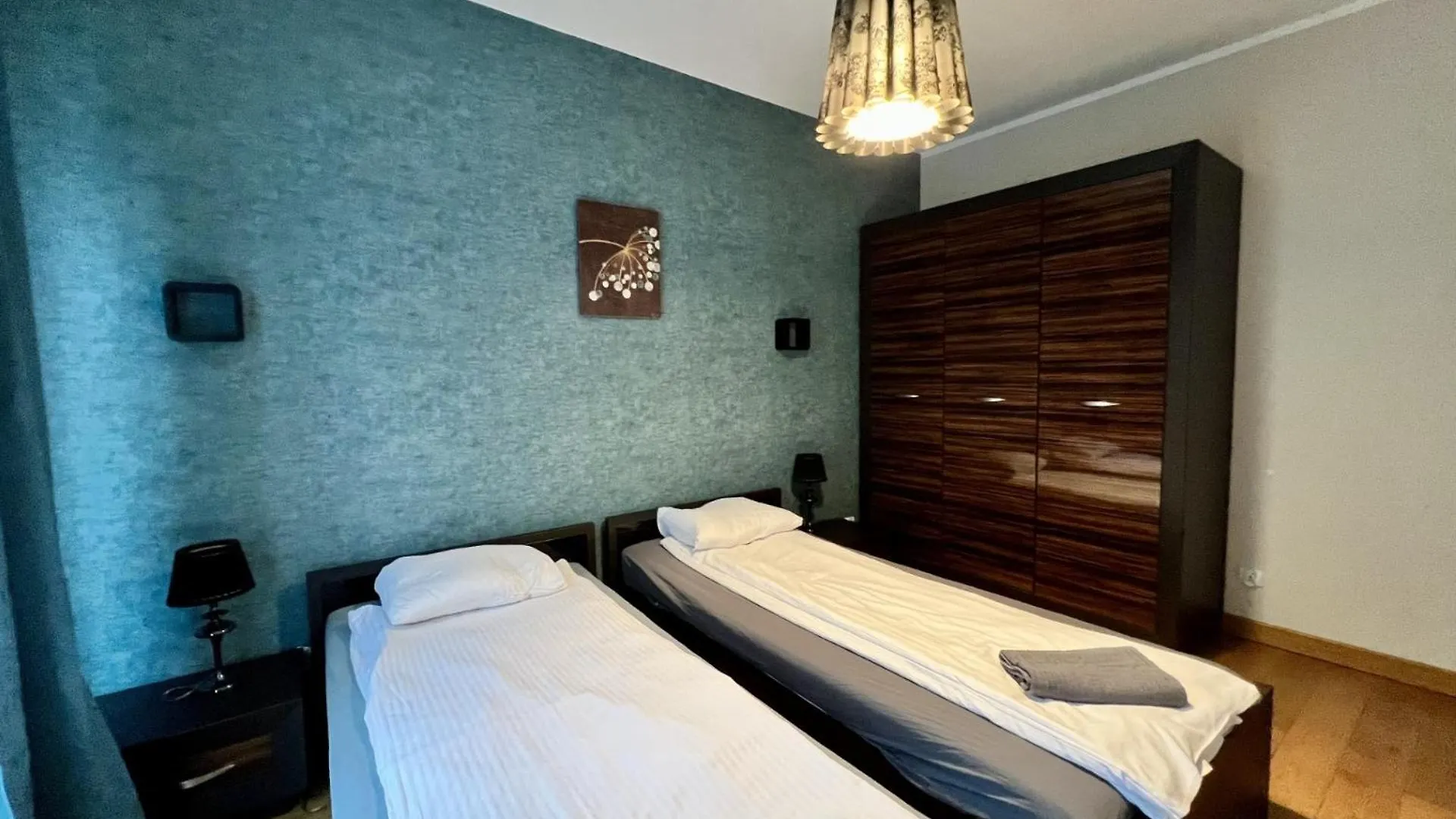 98M2 Apartment Oldtown Yacht Marina Gdansk